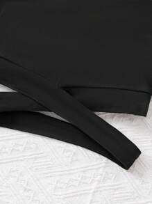 2 pezzi Top corto a maniche corte con scollo tondo e orlo asimmetrico di colore unito + Pantaloni skinny in maglia stampati con motivo leopardato, set sportivo per ragazze, casual e alla moda - nero - Visualizzare 5