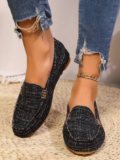 秋冬新款大码春夏四季百搭休闲通勤轻便平底乐福鞋，舒适亚麻黑格子纯色一脚蹬金属扣，圆头户外透气混合面料手工缝制饰边女士休闲莫卡辛鞋，女式运动鞋