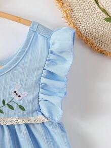 Young Girl Casual Fashion Floral Embroidery Ruffle Trim Dress