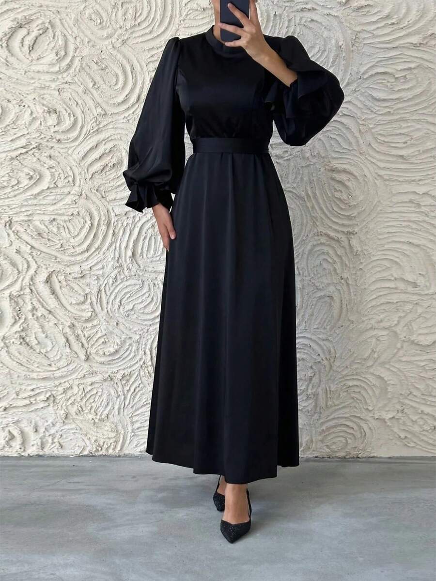 Vestido de manga larga con cuello redondo y volantes, elegante y recatado, con estilo árabe