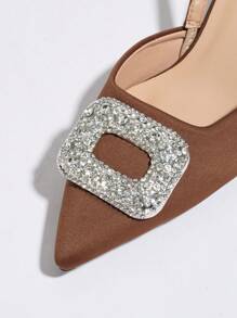 Tacones de gatito con punta puntiaguda y tira trasera con decoración de strass para mujer, zapatos cómodos y de vestir de moda adecuados para primavera, verano, otoño e invierno, tacón bajo color marrón