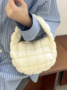 Túi xách tay xếp ly họa tiết mây chần bông màu trắng sáng tạo mới, túi đựng điện thoại gọn nhẹ, tiện dụng cho nữ. Túi tinh tế, nhỏ gọn và nhẹ, có thiết kế khóa kéo phía trên, tiện lợi. Có thể cầm tay hoặc đeo cổ tay, phù hợp cho các hoạt động thường ngày, tiệc tùng và hẹn hò của phụ nữ, đựng điện thoại, son môi và tiền xu. - trắng - Xem 6