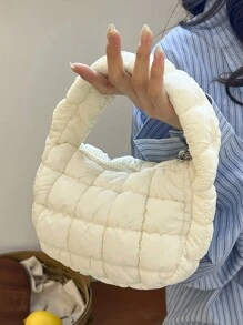 Túi xách tay xếp ly họa tiết mây chần bông màu trắng sáng tạo mới, túi đựng điện thoại gọn nhẹ, tiện dụng cho nữ. Túi tinh tế, nhỏ gọn và nhẹ, có thiết kế khóa kéo phía trên, tiện lợi. Có thể cầm tay hoặc đeo cổ tay, phù hợp cho các hoạt động thường ngày, tiệc tùng và hẹn hò của phụ nữ, đựng điện thoại, son môi và tiền xu. - trắng - Xem 4