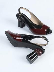 Nuove scarpe da donna con tacco alto per l'estate 2024, con tacco a disegno fiori di prugna da 7,5 cm, stile colorblock, casual ed elegante