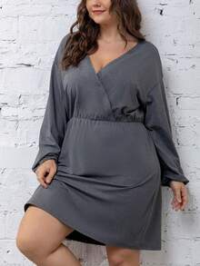 Plus Size Women Solid Color Overlapped V-Neck Lantern Sleeve Casual Dress - Dark Grey - View 1