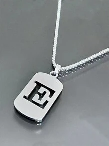 1 件 A-Z 26 个字母吊坠项链，钛钢链，男女通用学生情侣配饰，简约百搭设计，