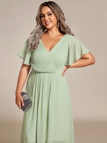 Vestido de dama de honor/invitada de boda de gasa de longitud media con cuello en V doble y mangas con volantes en corte evasé para mujer de talla grande - verde menta - Ver 6