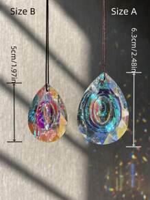 1 Stück großer Kristall Sonnenfänger Prisma, Glas Prisma zum Aufhängen als Sonnenfänger, Regenbogenerzeuger für Fenster, Balkon, Küche, Garten Dekoration, Feiertage, Feste