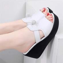 Women's Fashionable Wedge Heel Sandals, Middle-Aged And Elderly Mothers' Outdoor Thick-Soled Comfortable Slippers, Black/White, Size 34-41 Available