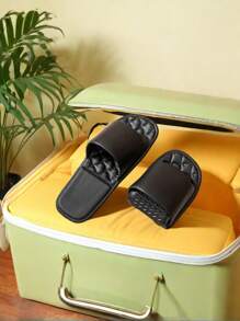 Men's Plastic Slippers, New Casual Vacation Travel Slippers, Portable Foldable Ultralight Soft Sole Comfortable Quiet Indoor Slippers For Men & Women, Couples, Black EVA, Simple, Hotel, Bathroom Anti-Slip, Outdoor Beach Swimming, Fashion Large Size Open Toe Comfortable Men's Sandals