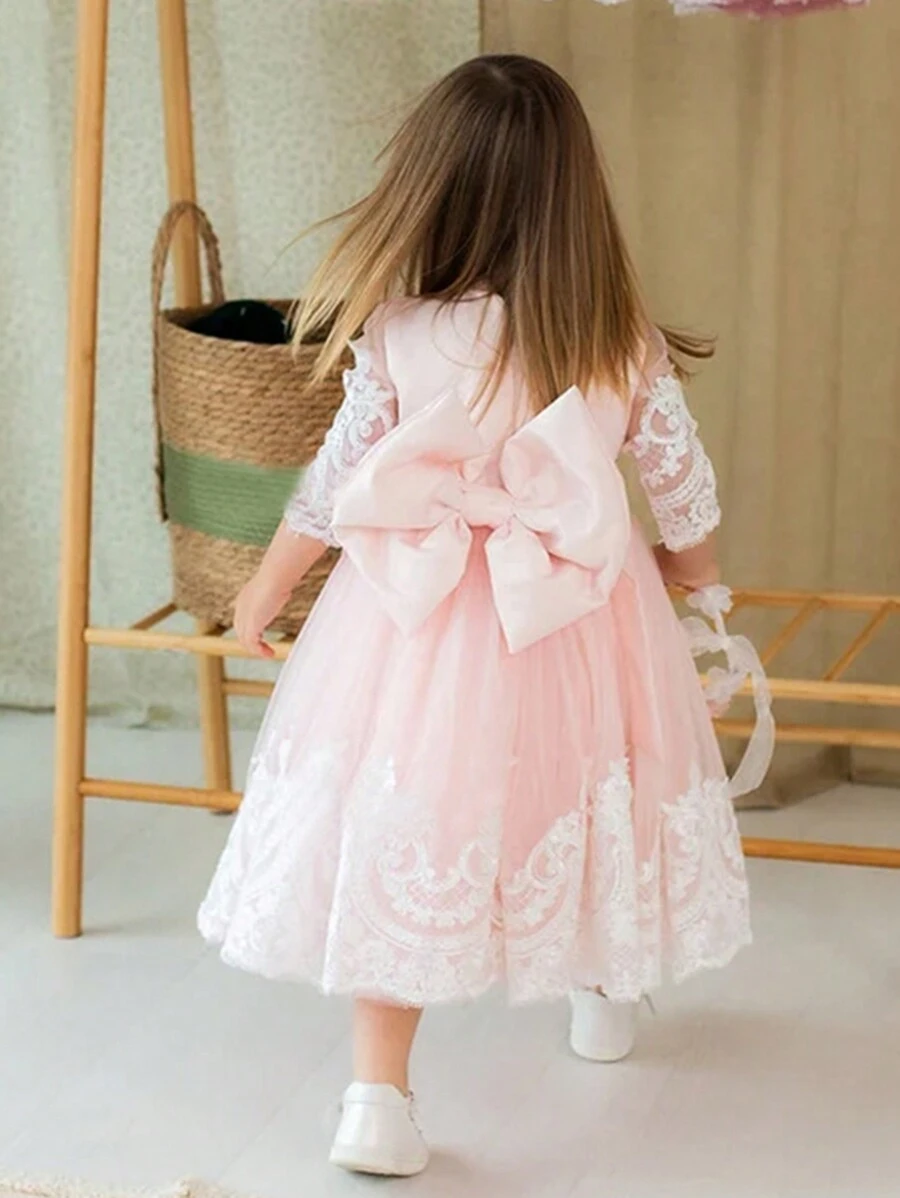 Suknia dla młodych dziewcząt z różową koronką i długimi rękawami na specjalne okazje, na urodziny dziecka, strój dla dziewczynki sypiącej kwiaty na wesele, pierwsza suknia na bal maturalny, sukienka dla malucha na konkurs piękności