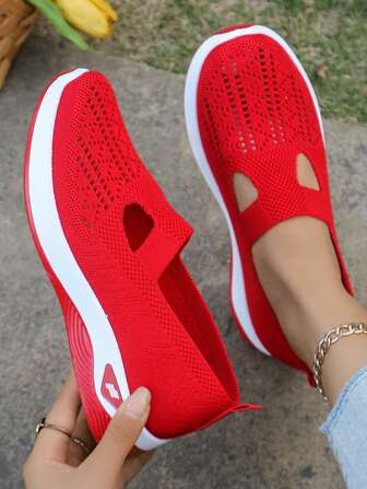 Women Solid Color Breathable Sports Shoes, Soft Bottom Lightweight Slip-On Walking Shoes, Low Top Knit Casual Sneakers