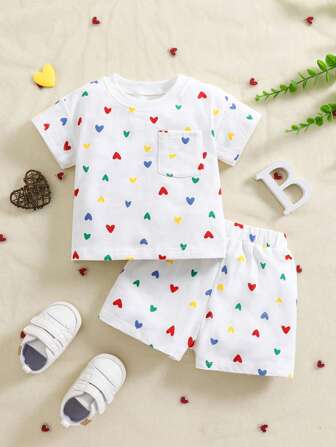 2pcs/Set Toddler Kids Loose Heart Print Top And Shorts Set, Casual All-Over Print Outfit For Summer Outdoor