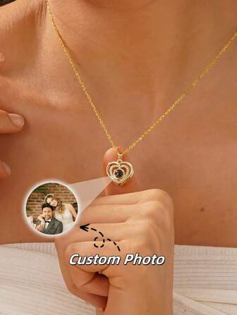 1pc Customized Colorful Photo Personalized Crystal Heart Projection Necklace | Stainless Steel Photo Projection Personalized Crystal Heart Short Necklace | Commemorative Photo Personalized Crystal Heart Necklace | Valentine's Day Gift | Customized Photo | Customized Necklace | Gift For Her | Gift For Girlfriend | Photo Gift Prepared For Her | Necklace Prepared For Her, Stylish, Fashion,Jewelry & Watches,Season Picks,Custom Name Stainless Steel Necklace, Personalized Nameplate