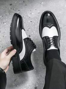 Men's Black & White Patent Leather Brogue Shoes, Lace-Up Thick Sole Elevated Business/Formal Office Dress Shoes, Suitable For Weddings, Parties, Saturday Night Balls, Groom's Wedding Shoes - Black and White - View 3