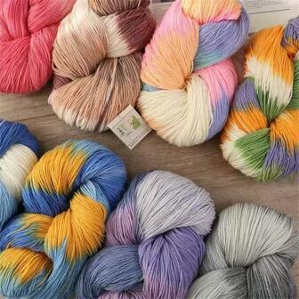 1 Pc 240g Hand-Dyed 4-Ply Gradient Fancy Merino Knitted Yarn, DIY Hand Knitting & Dyeing