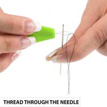 Filo e ago per extension dei capelli, 1 rotolo di filo da cucito per trecce, con 4 pezzi di aghi a forma di C, J, I curvi per tappezzeria e 1 infilacappio per cucire a mano, per extension dei capelli, realizzazione di parrucche e altro fai da te