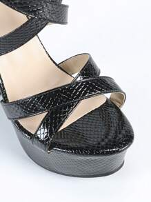Women's Waterproof Platform High Heel Sandals, European & American Snake Skin Pattern Black Open Toe Sexy Fashion Versatile Cross Straps Roman Style Sandals