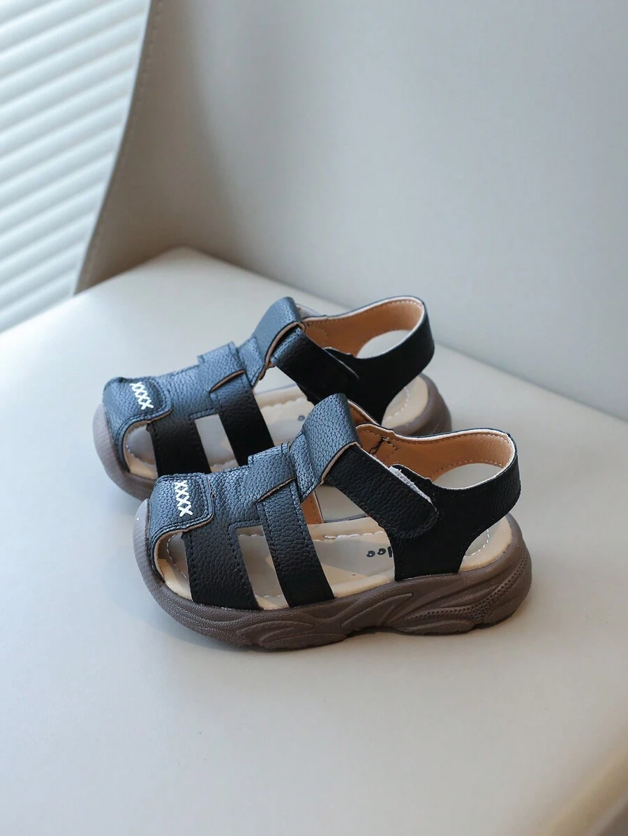 1 双儿童纯色休闲运动凉鞋，夏季时尚