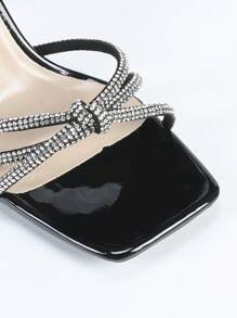 女士水钻方头粗跟单带黑色高跟凉鞋，性感时尚派对闪光黑色高跟鞋