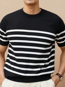 Camiseta de cuello redondo de punto fino de corte holgado con rayas, moda minimalista para uso casual diario de ALTZTAR - Blanco y Negro - Ver 7