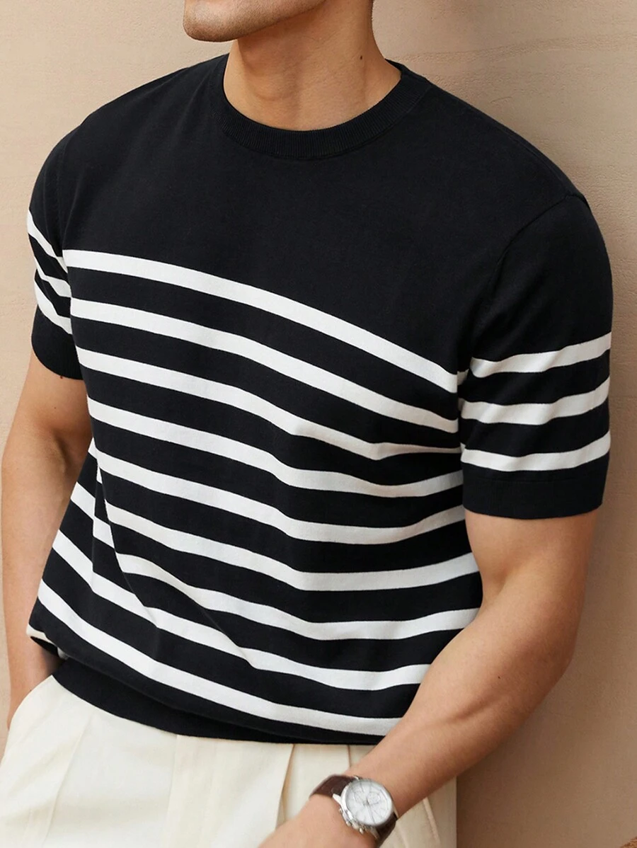 Camiseta de cuello redondo de punto fino de corte holgado con rayas, moda minimalista para uso casual diario de ALTZTAR