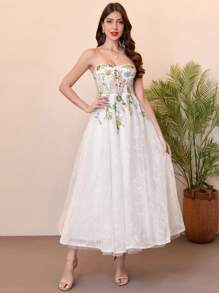 3D花朵蕾丝婚纱刺绣短款米色新娘礼服毕业礼服小巧新娘礼服拍摄女装返校节礼服 - 米色 - 查看 1