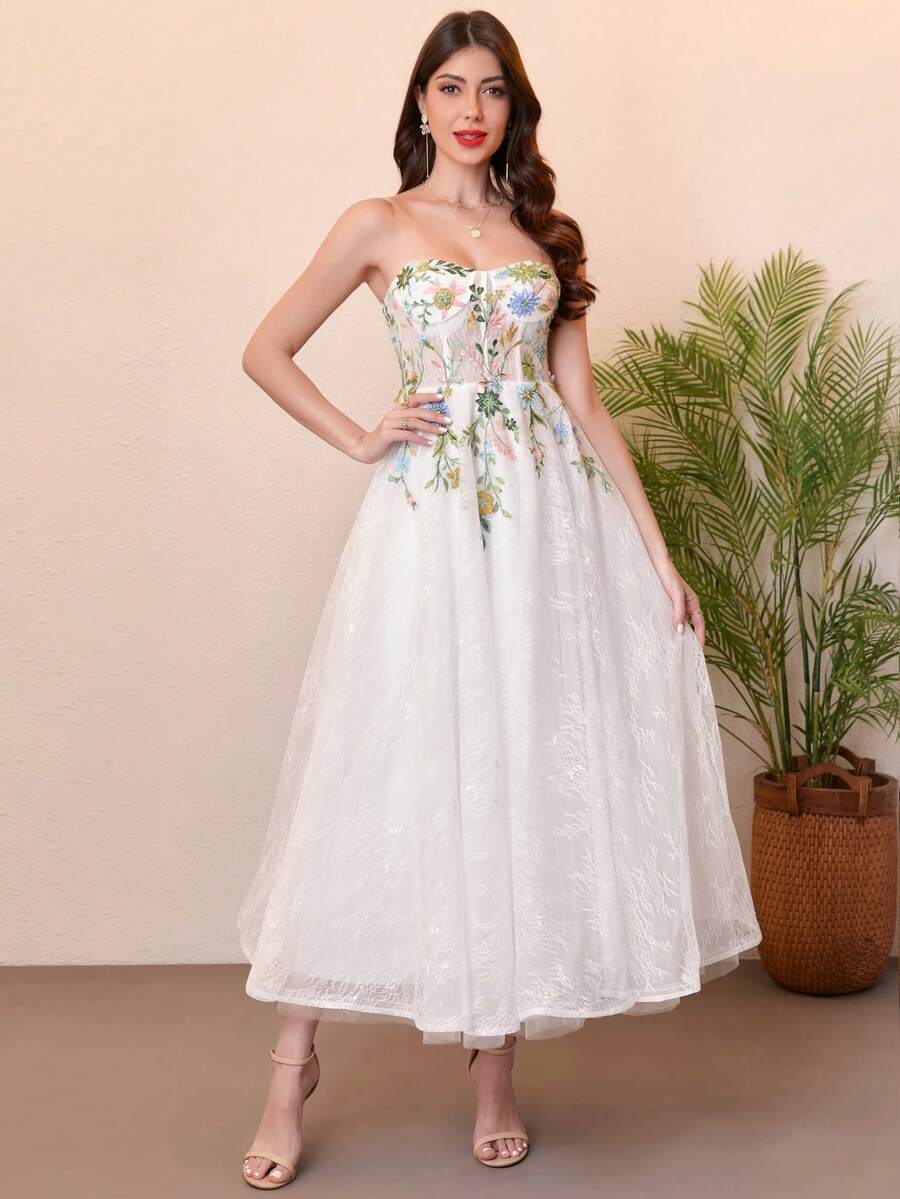 3D花朵蕾丝婚纱刺绣短款米色新娘礼服毕业礼服小巧新娘礼服拍摄女装返校节礼服 - 米色 - 查看 1