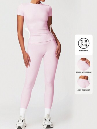 Yefecy 2/4-pack damtröja med rund hals och leggings med hög midja, sportig och bekväm t-shirt och smala byxor för yoga och gymträning, sommarkläder för damer inför skolstarten, träningsoveraller för kvinnor, outfit för tjejer i centrum, vår- och sommarstil