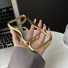 1 件大孔径蛇纹镂空电镀手机防震保护壳，适用于 iPhone11/11promax/14/15/16/12/13