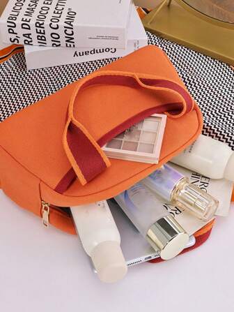 1个大容量时尚帆布手提化妆包，便携式化妆品收纳整理袋，旅行包，房间装饰，化妆包，梳妆台，化妆包，收纳包，化妆袋，洗漱包，桌面收纳包，化妆包，化妆袋，化妆品收纳包，化妆袋，梳妆台，化妆袋，小化妆包，化妆包，大化妆包，圣诞礼物，小包，手拿包/小手提包，化妆品收纳包，小包，刷子架，迷你包，大容量包，女士礼物，圣诞礼物，女士礼物创意