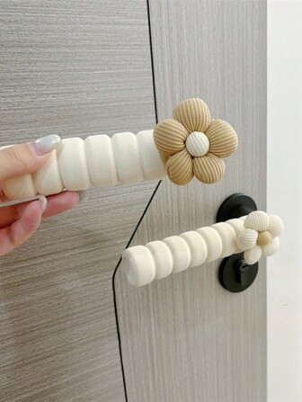 1 Or 2pcs Floral Doorknob Cover, Beige Door Handle Bumper Protector, Effective To Prevent Wall And Door Lock Damage, Anti-Static Knob Covers