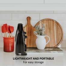 三合一三明治/帕尼尼/华夫饼机套装，配有3个可拆卸不粘烤盘，750瓦功率，非常适合制作三明治、烤奶酪、牛排等，黑色 - 美規A型插(110-127V) - 查看 9