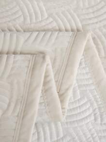 3pcs Luxury Elegant High-End Warm & Comfortable White Solid Color Quilted + Embroidered Multi-Purpose Bedspread Set (Can Be Used As Bedcover Or Blanket), Includes 1pc Bedspread + 2pcs Quilted Pillowcases (No Pillow Insert), Suitable For Bedroom, Living Room, Hotel, Dormitory