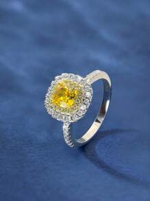 1 件 925 纯银方形明亮式切割订婚戒指精美婚礼女士珠宝女士经典锆石戒指精美珠宝结婚戒指新娘珠宝求婚承诺戒指结婚周年礼物