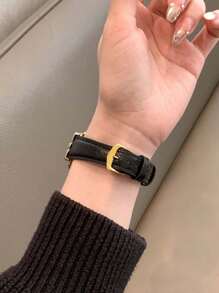 Huastonband 時尚設計師 D 字金色金屬裝飾軟棕色錶帶，適用於 Ultra 2 1 SE S9 8 7 6 5 4 3 2 1 系列，中性替換錶帶，智慧手錶 38mm 40mm 41mm 42mm 44mm 45mm 49mm - 黑色 - 查看 7