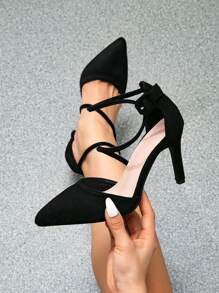 女士高跟鞋，黑色尖头细高跟穆勒鞋，带踝带的镂空封闭式鞋头凉鞋，绒面革饰面，新娘婚鞋