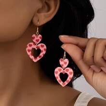 1 para kreatywnych, słodkich, dziewczęcych, różowych, asymetrycznych, akrylowych kolczyków w kształcie serca na Walentynki