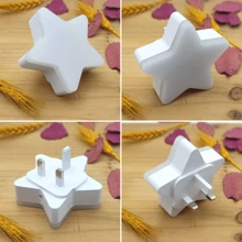 Lámpara de luz nocturna LED infantil con sensor inteligente de anochecer a amanecer, luz de luna/estrella de 0.5W, enchufe de luz nocturna suave de color blanco cálido para pasillo, dormitorio, habitación infantil, cocina, escalera