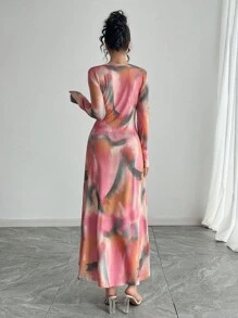 Váy bó sát in họa tiết tie-dye thời trang thu đông cho nữ, cổ tròn, tay dài, eo chun, chân váy xòe, thanh lịch và gợi cảm cho các bữa tiệc, buổi tụ họp, ngày lễ tình nhân - Màu Hồng baby - Xem 2