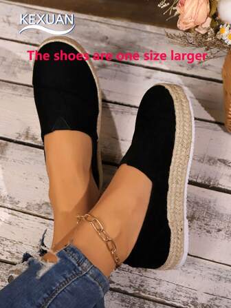 حذاء لوفر كاجوال للسيدات، المقاس الإضافي فيلفت أحادي اللون برباط مطاطي وأسطوانة قش القدم