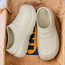 Perforated Casual Clogs For Men, New Design Thick Sole Waterproof Non-Slip Chef Shoes For Work, Cross-Border Overseas Casual Sandals