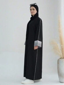 Women's Black Abaya, Contrast Geometric Sleeve Design, Fashionable & Elegant, Saudi Arabian Ladies Robe, Middle Eastern Women Long Dress - Black - View 5