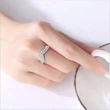 Timeless Aura S925 Sterling Silver Mosan Diamond Ring Daily Fashion Niche Design Decoration Exquisite Jewelry, To Give Girlfriend Christmas Gifts, New Year Gifts, Marriage Proposal Engagement Wedding Anniversary Gifts, Birthday Gifts, Party Gifts