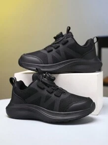 男孩轻便运动鞋，学生跳绳鞋，带透气网眼，旋转扣鞋带，户外运动和休闲鞋。适合所有季节，适合跑步、日常休闲和校园