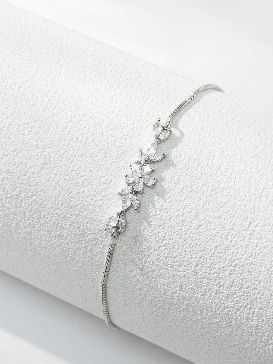 1pc Fashionable Copper Inlaid Zirconia Flower Bracelet Adjustable Pull-Out Bracelet Suitable For Women's Daily Dating Party Wear, Valentine's Day Jewelry Gift,Mom,Mother,Mother's Day,Gift - Antique Silver - View 1