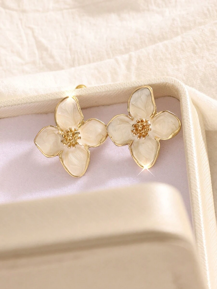 1/2/6 Pairs Fashion Zinc Alloy Flower Stud Earrings For Women, Daily Decoration - White - View 1