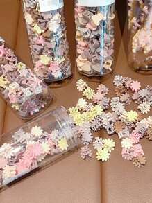 80 件桶装可爱迷你爪夹，简单百搭的发饰，适合休闲、约会、派对、随意造型发夹发夹发夹发爪夹，学校用品，学院秋冬发夹，适合度假装扮女士