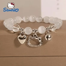 Sanrio 1 pièce Accessoire de poignet élastique avec charm Sanrio Hello chat, perles en verre émaillé de couleur cœur. Créé pour les âges 15+. Bijou officiellement sous licence, inspiré du thème mignon Y2K, idéal pour l'anniversaire et les événements festifs