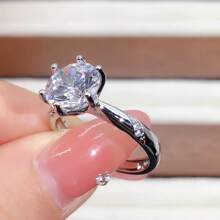 1 件时尚奢华闪亮莫桑石和锆石 925 纯银可调节鸡尾酒戒指，适合女性日常佩戴 - 活口可調節 - 查看 3